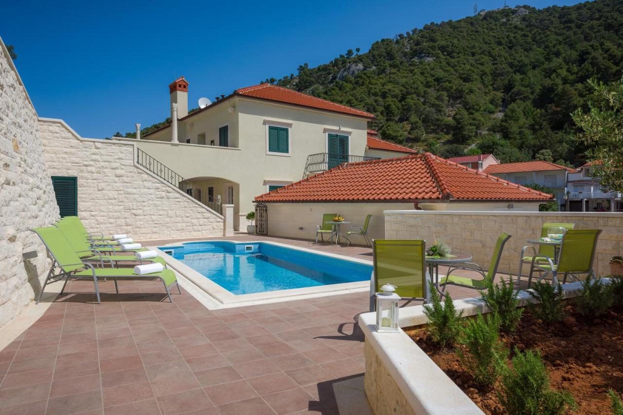 Villa Kogo Hvar Town Bagian luar foto