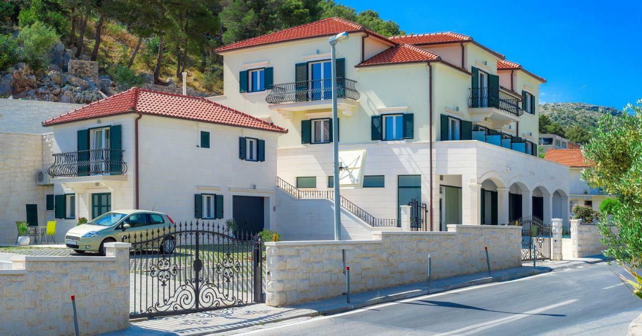 Villa Kogo Hvar Town Bagian luar foto