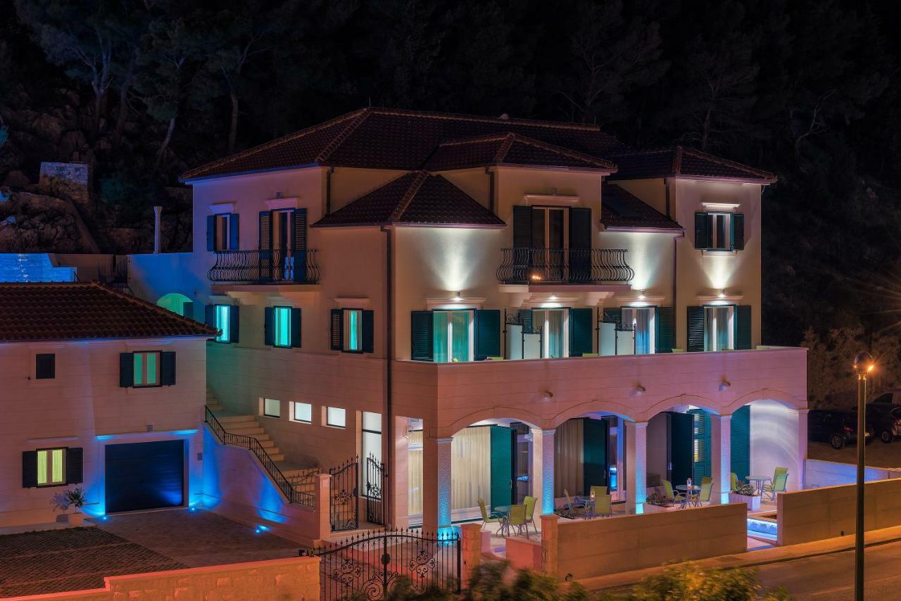 Villa Kogo Hvar Town Bagian luar foto